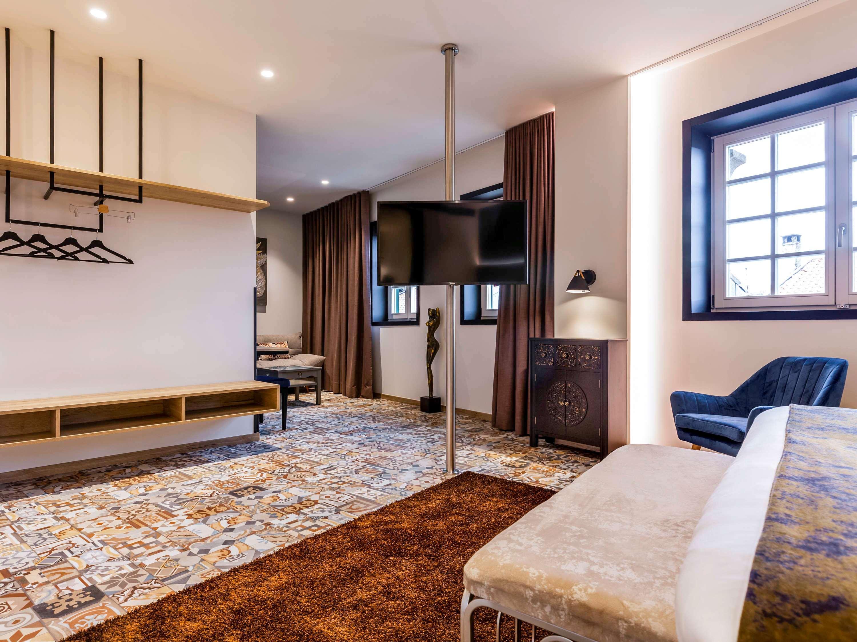 Hotel Ibis Styles Chaves Esterno foto