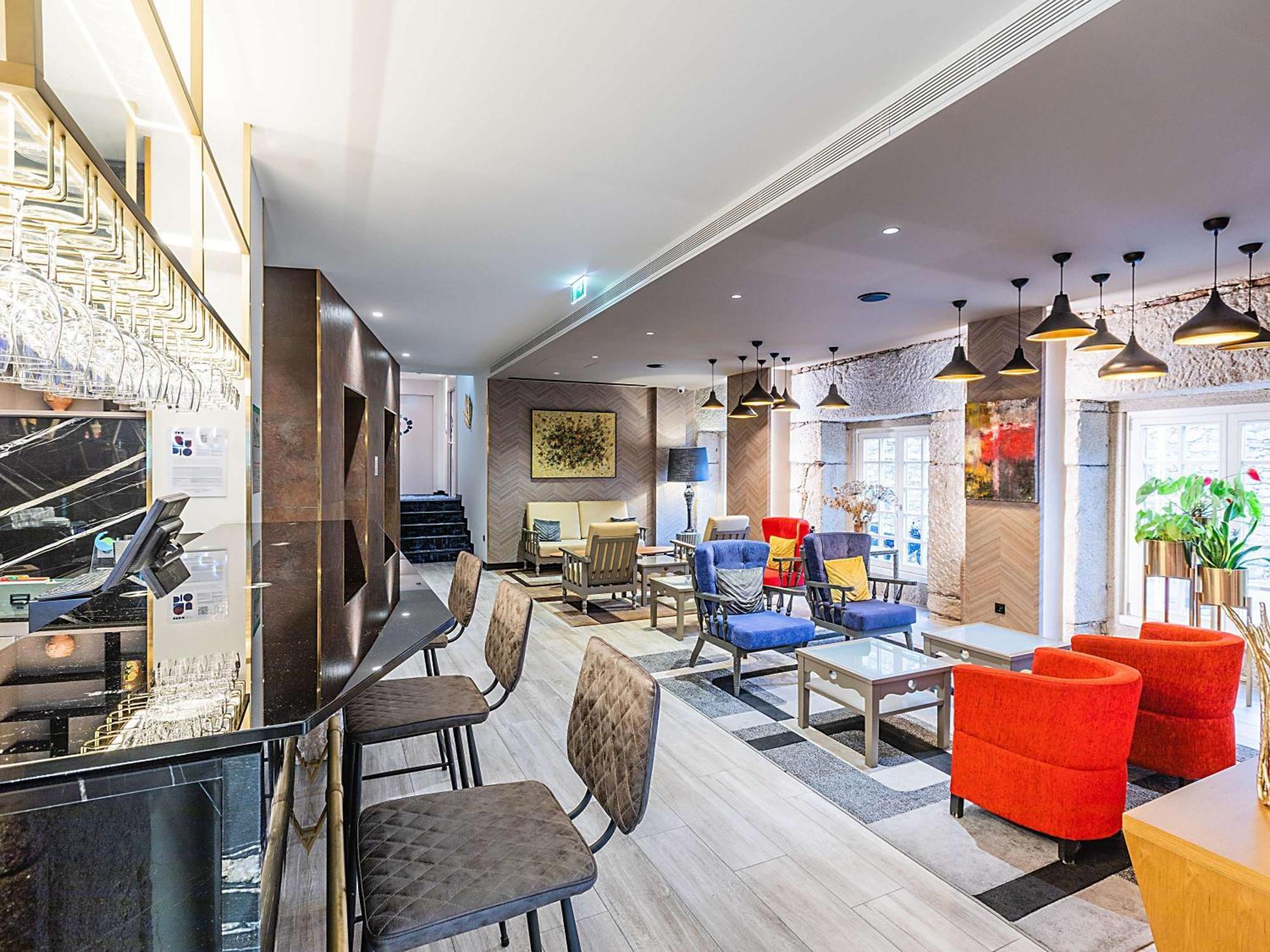 Hotel Ibis Styles Chaves Esterno foto