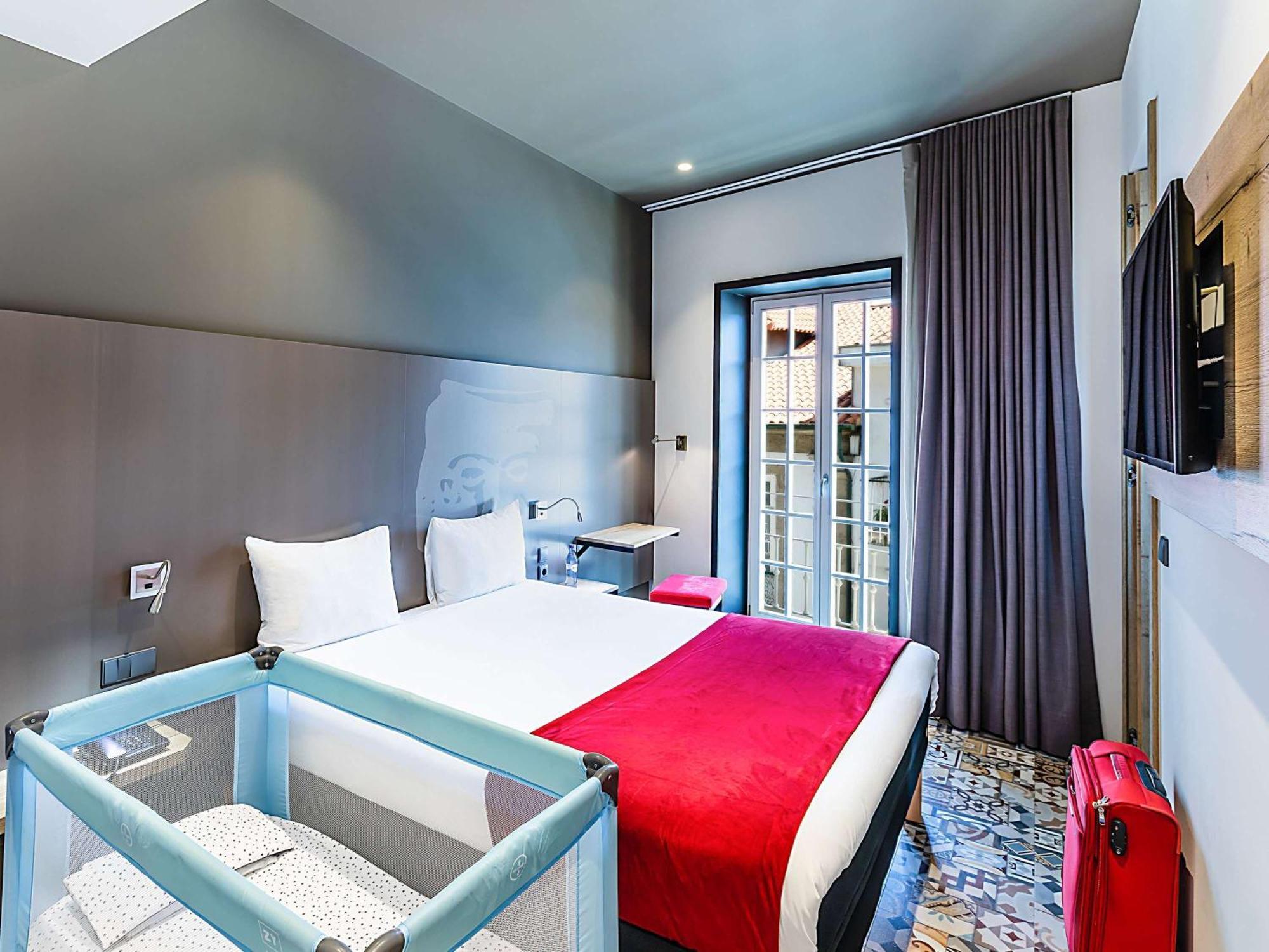 Hotel Ibis Styles Chaves Esterno foto