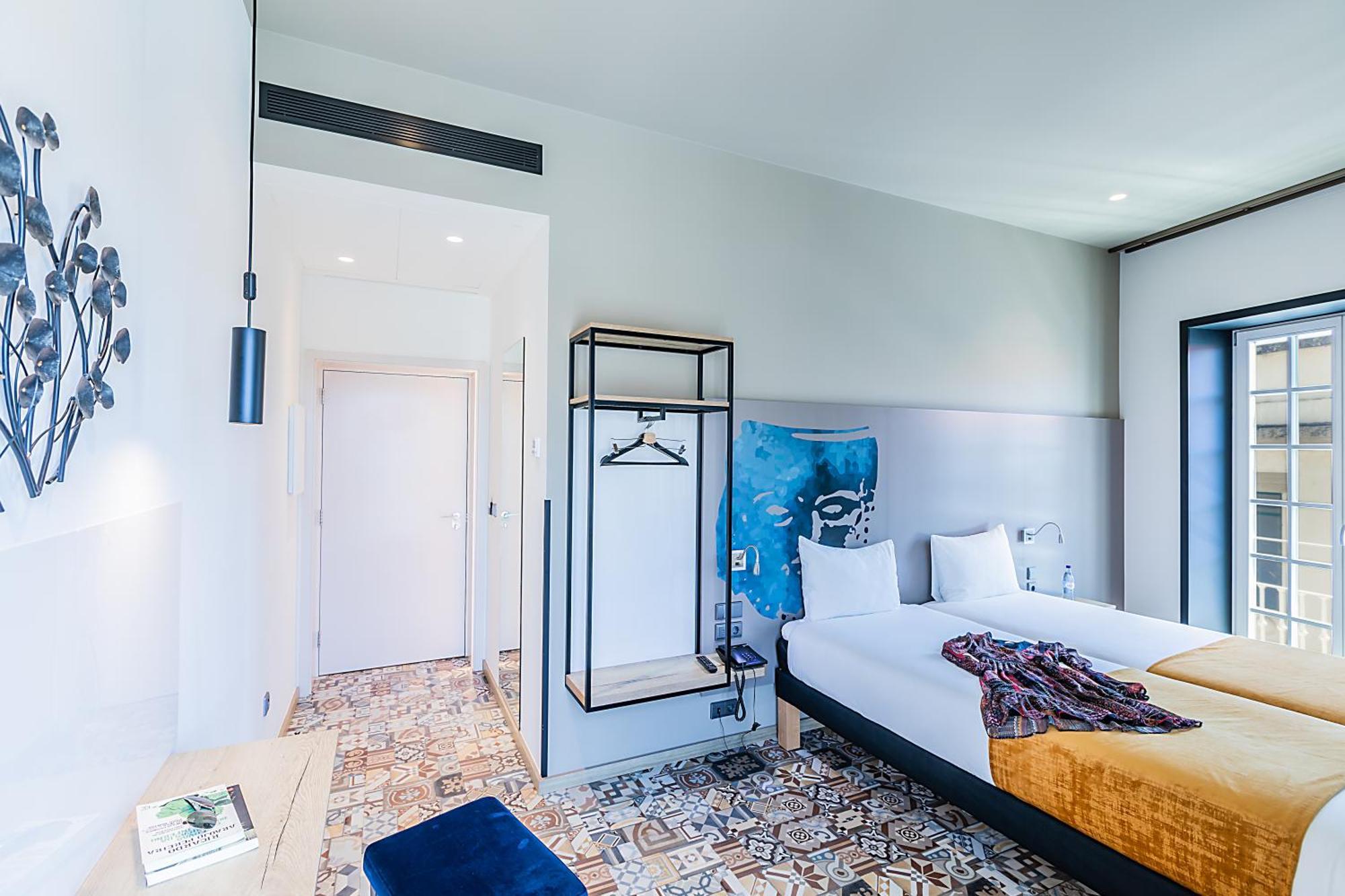 Hotel Ibis Styles Chaves Esterno foto