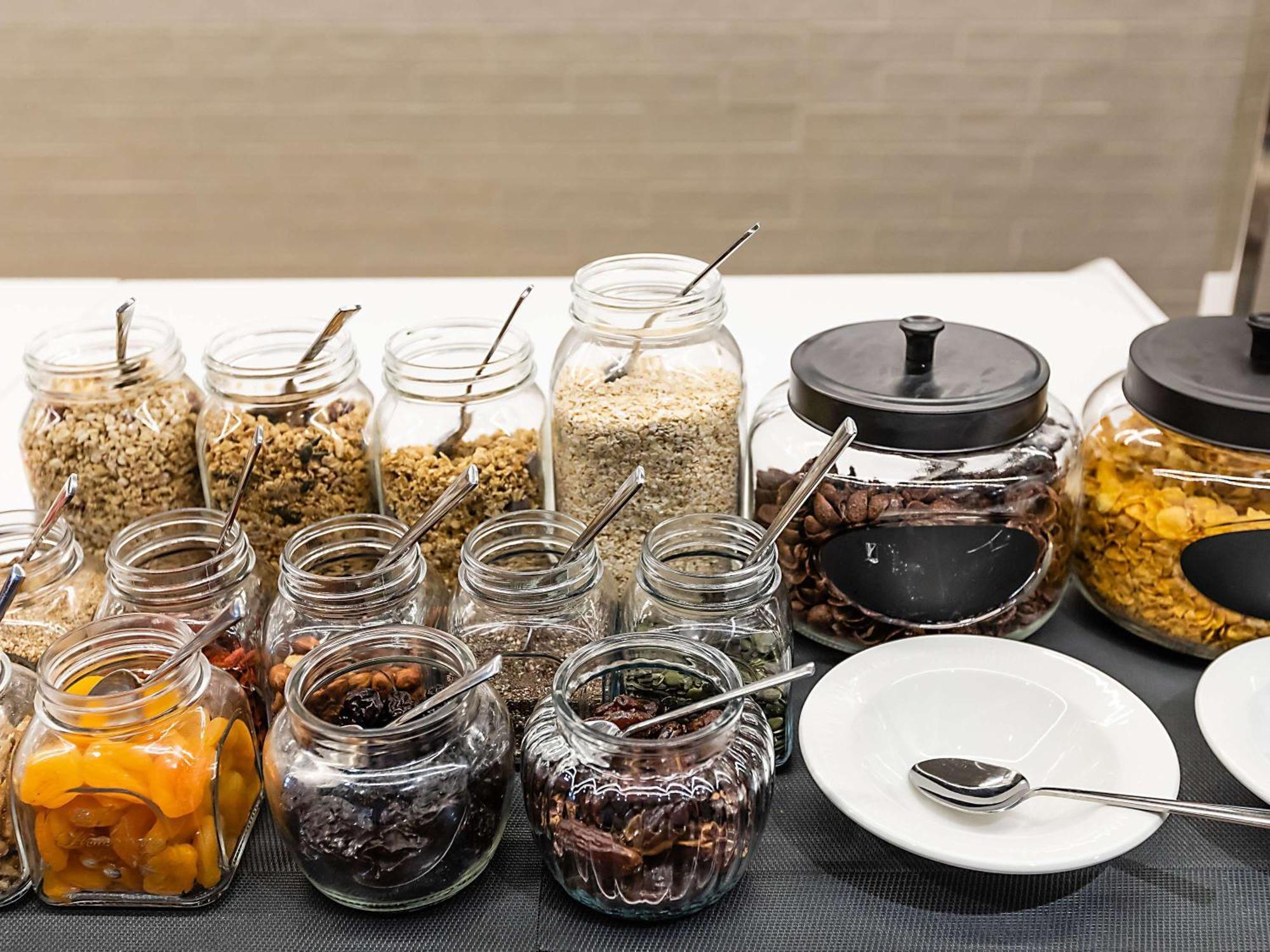 Hotel Ibis Styles Chaves Esterno foto