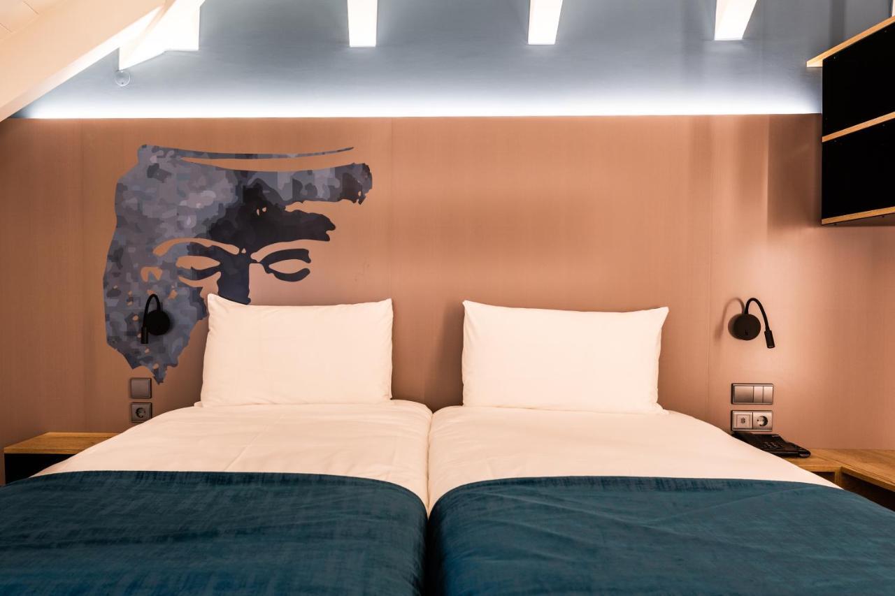Hotel Ibis Styles Chaves Esterno foto